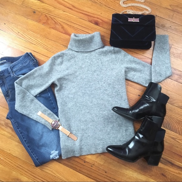 J. Crew Sweaters - J. Crew 100% Cashmere Turtleneck Sweater